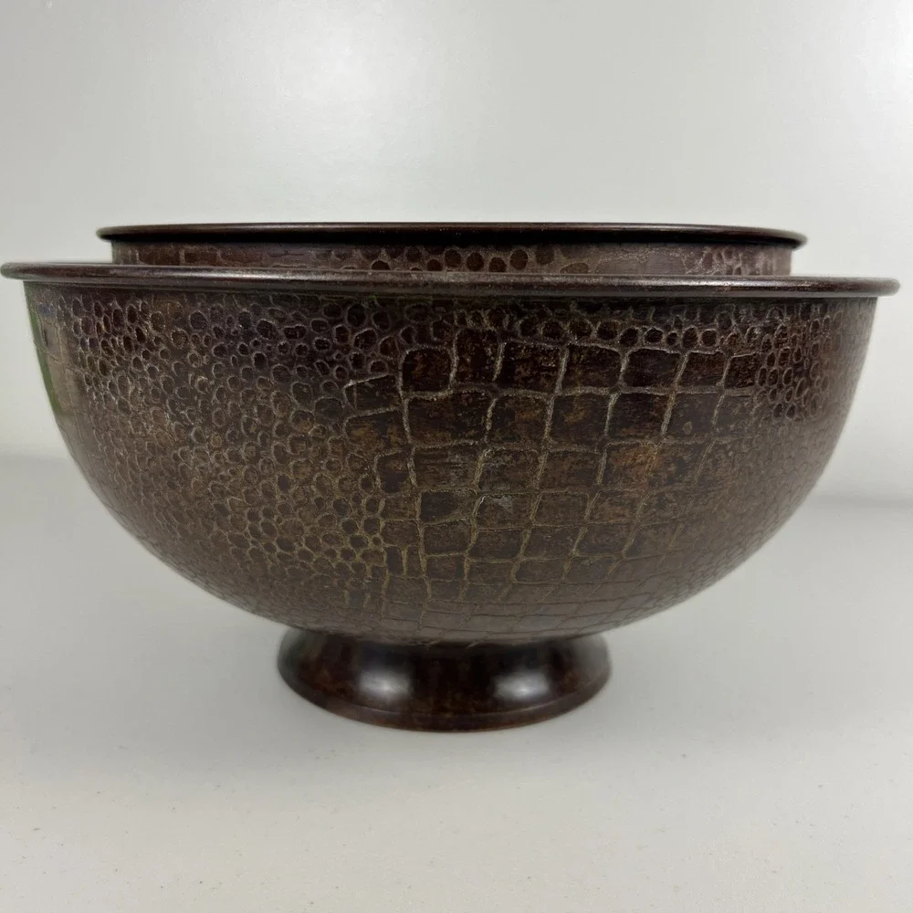 VTG Set of Two Dark Brown Textured Metal Bowls Home‎ Decor / Made In India